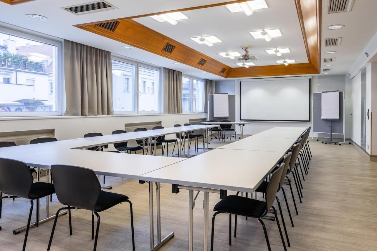 Das Reinisch Hotel - Near Vienna Airport Schwechat Εξωτερικό φωτογραφία