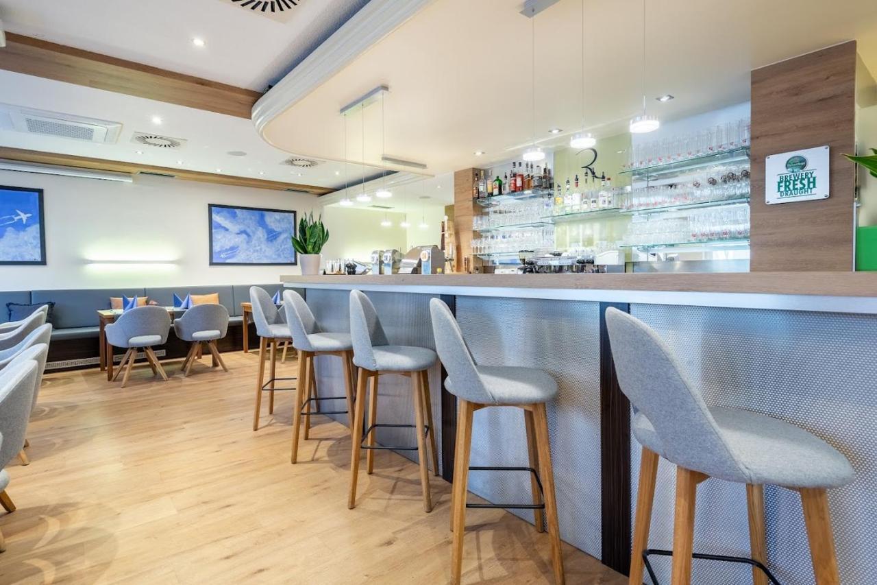 Das Reinisch Hotel - Near Vienna Airport Schwechat Εξωτερικό φωτογραφία