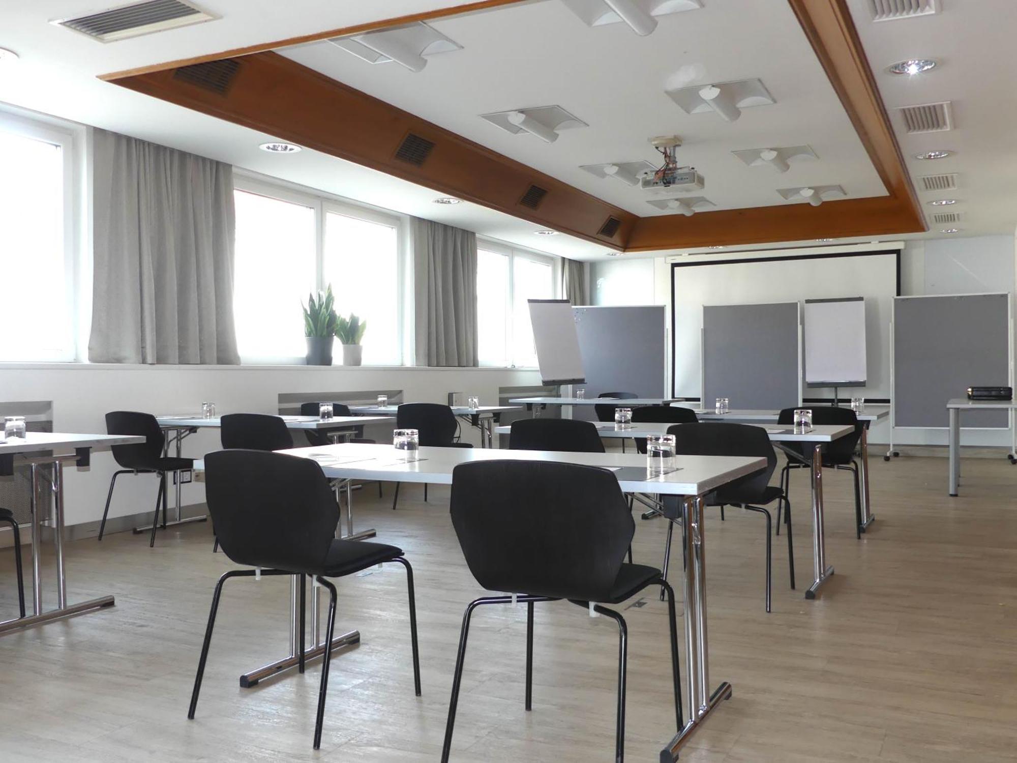 Das Reinisch Hotel - Near Vienna Airport Schwechat Εξωτερικό φωτογραφία